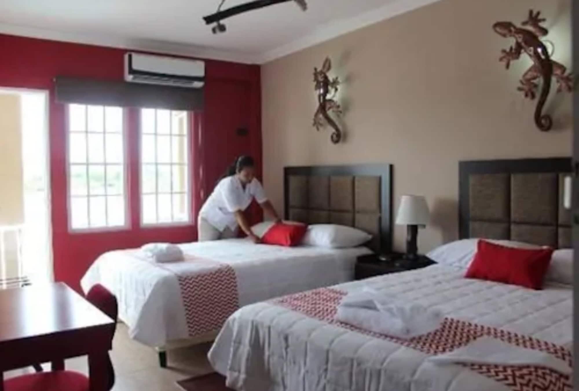 Ramada Tikal Isla De Flores Hotel Esterno foto